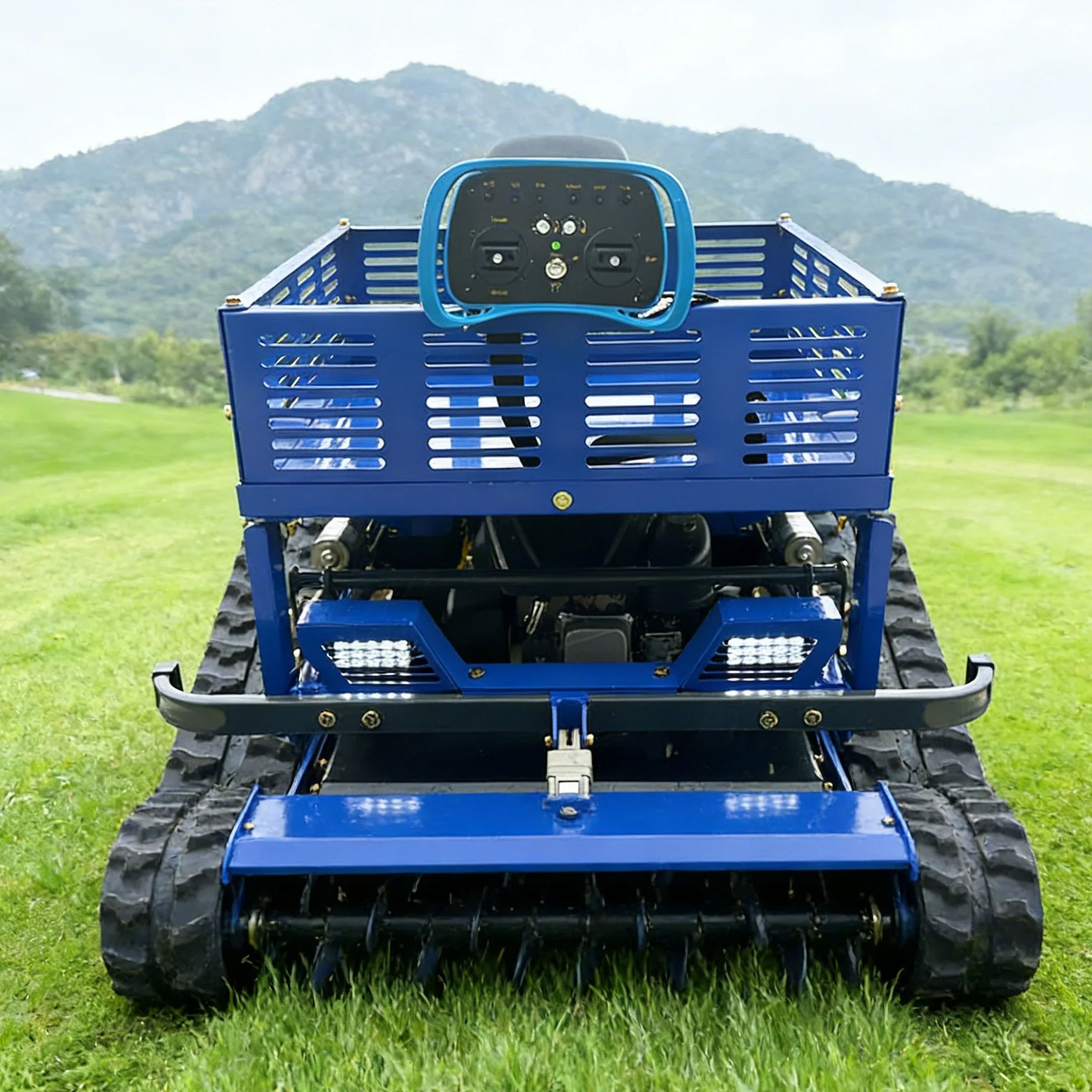 Essential Gardening Tools - Cortador de Grama RC Personalizado: Ferramenta